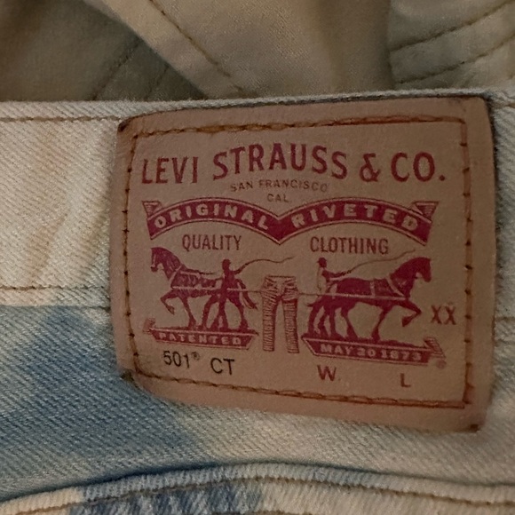 Vintage 90s Levi’s 501 red tab up cycled with the unique at home bleach pattern - Picture 7 of 10
